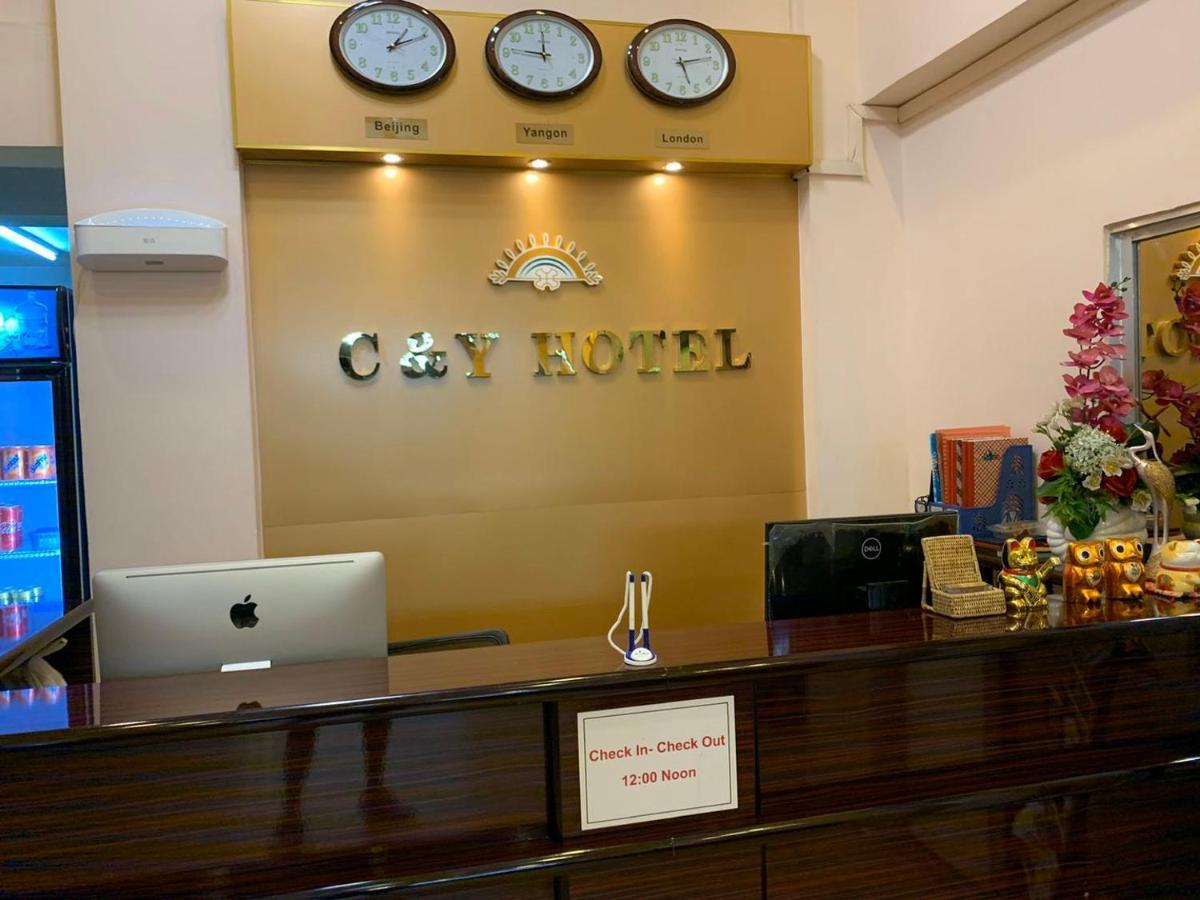 C & Y Hotel Yangon Esterno foto